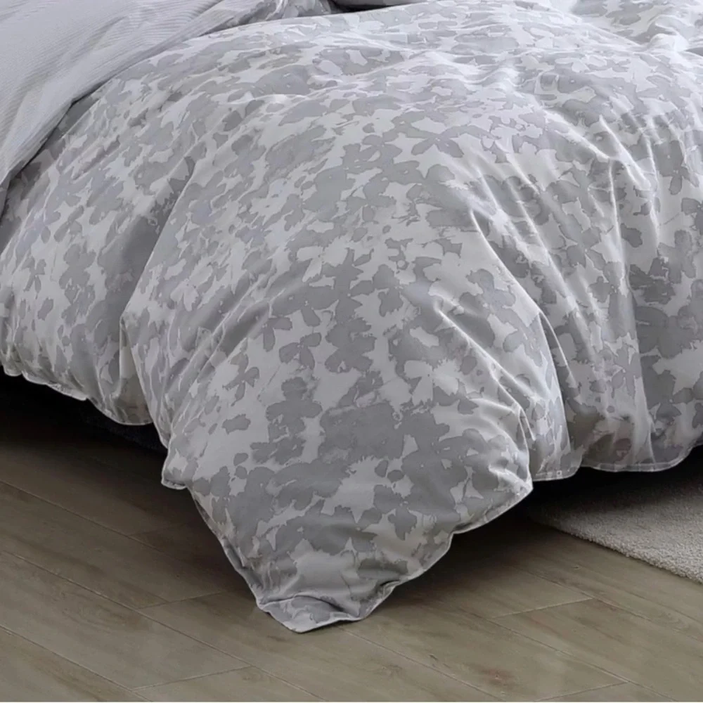 Kenneth Cole Reversible King Comforter Set - 100% Organic Cotton, Merrion Floral